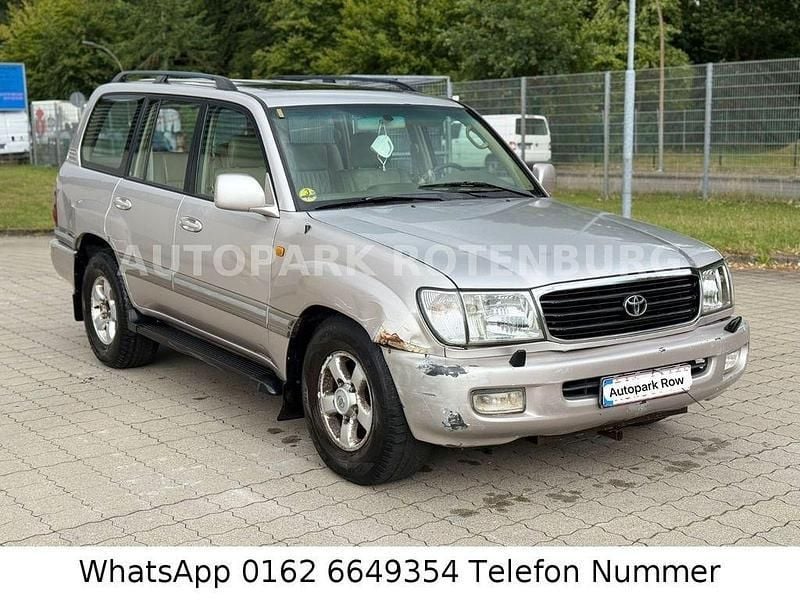 Silber Gebraucht 2002 Toyota Land Cruiser SUV | 7.990 € - Bild 1/4
