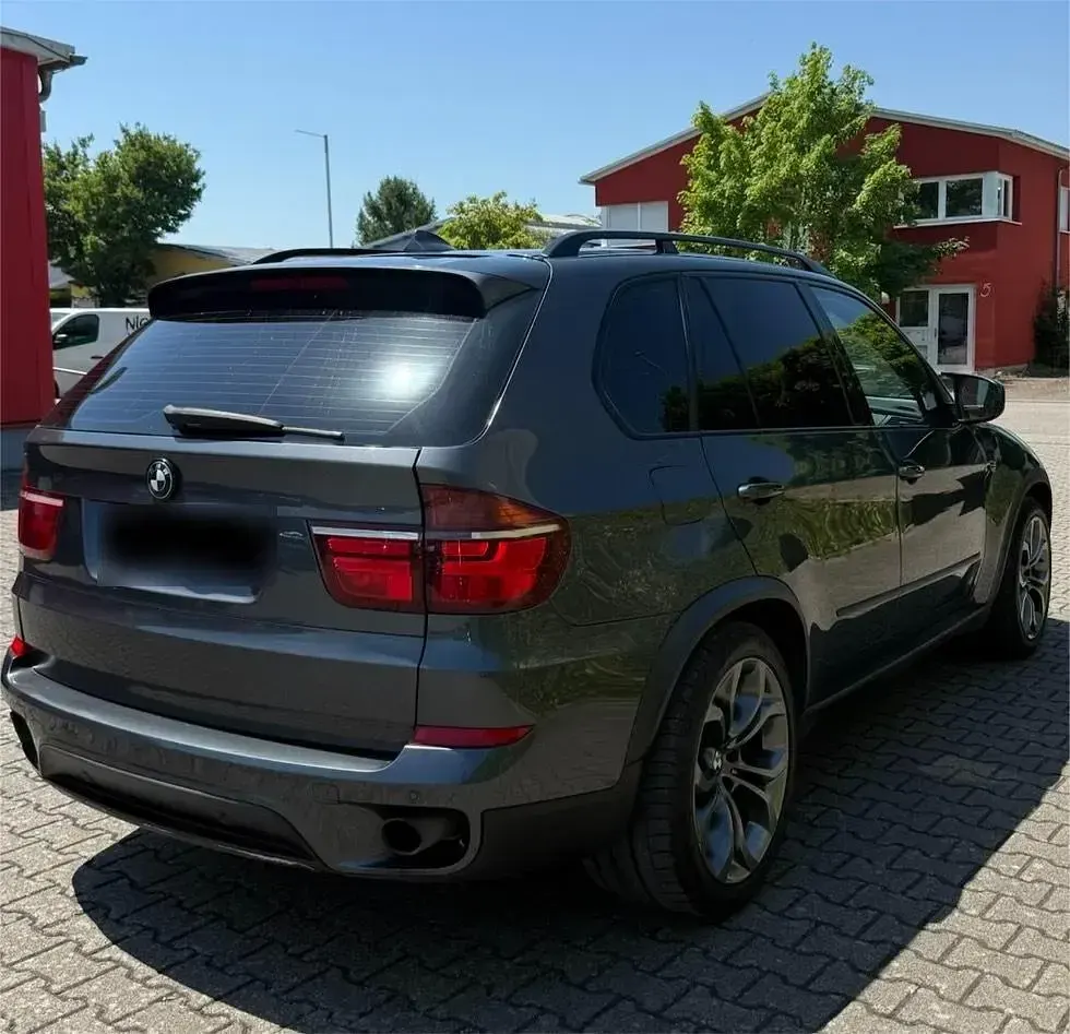 Gebraucht BMW X5 306 PS (225 kW) 2011 Grau SUV