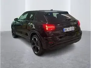 Gebraucht Audi Q2 150 PS (110 kW) 2026 Schwarz (0e mythosschwarz metallic) SUV
