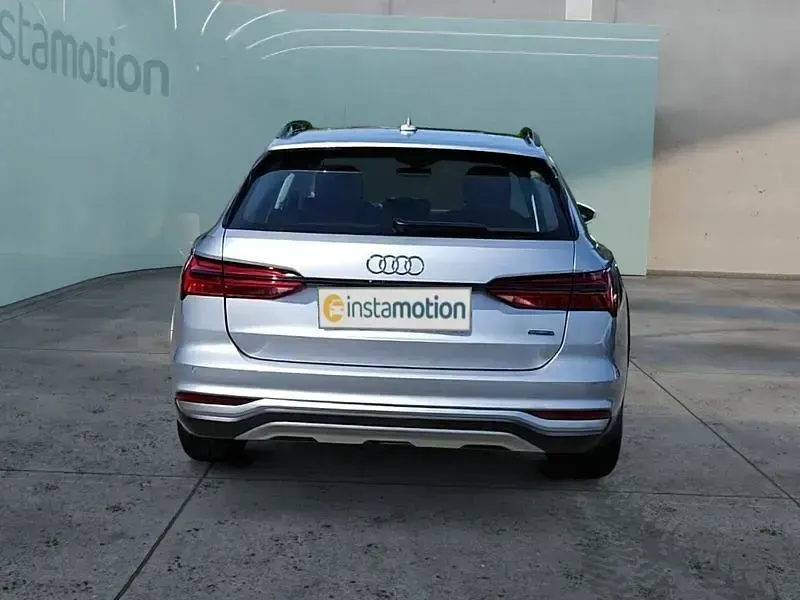 Używany Audi A6 Allroad 204 KM (150 kW) 2022 Srebrny Kombi