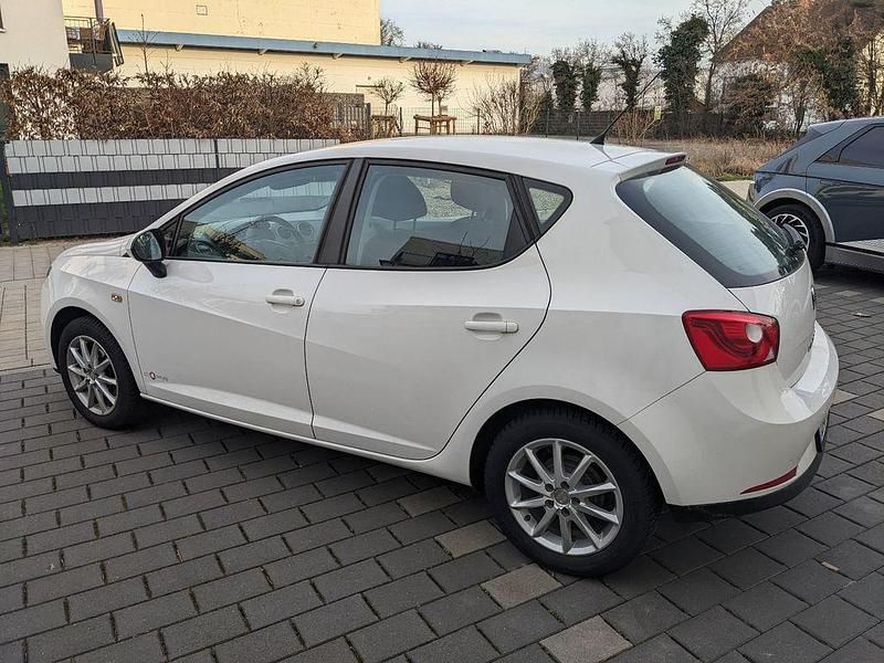 Gebraucht Seat Ibiza Copa 69 PS (50 kW) 2012 Weiß Limousine