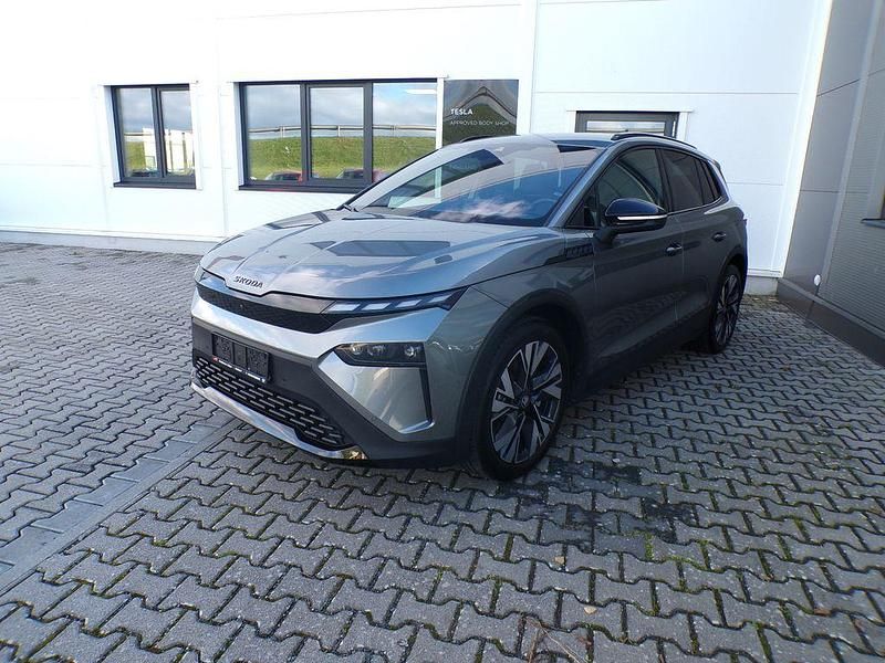 Grau Gebraucht 2025 Skoda Elroq SportLine SUV | 44.990 € (Guter Preis) - Bild 1/4