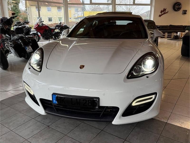 Gebraucht Porsche Panamera GTS 430 PS (316 kW) 2012 Weiß Limousine