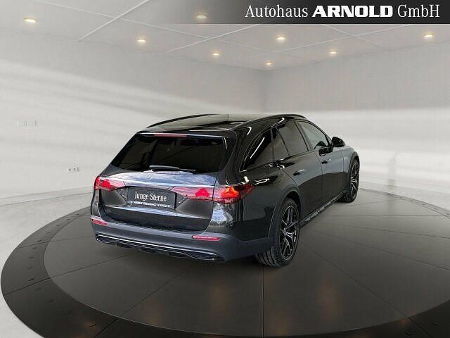 Gebraucht Mercedes E450 Avantgarde 367 PS (269 kW) 2024 Graphitgrau Kombi