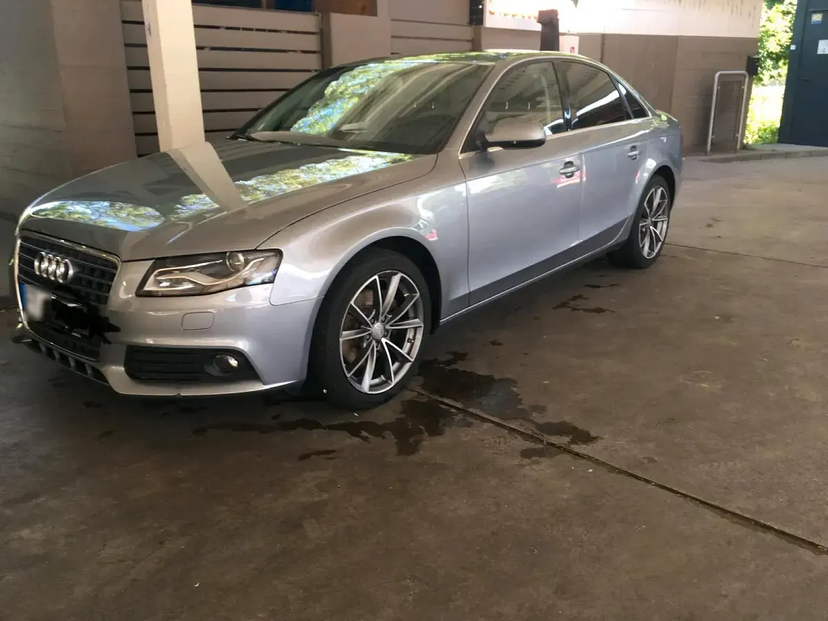 Gebraucht Audi A4 Sport 143 PS (105 kW) 2011 Silber Limousine