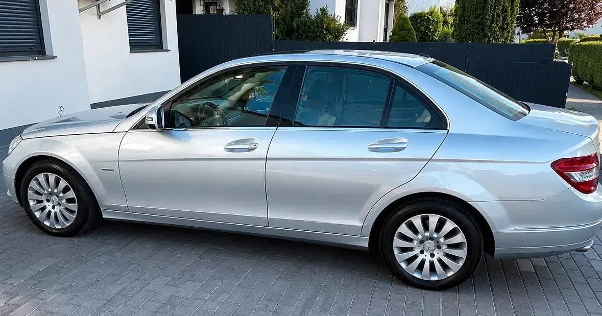 Gebraucht Mercedes C200 187 PS (137 kW) 2008 Silber Limousine
