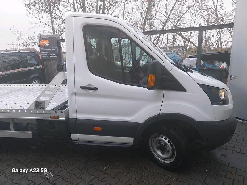 Gebraucht Ford Transit 131 PS (96 kW) 2019 Weiß