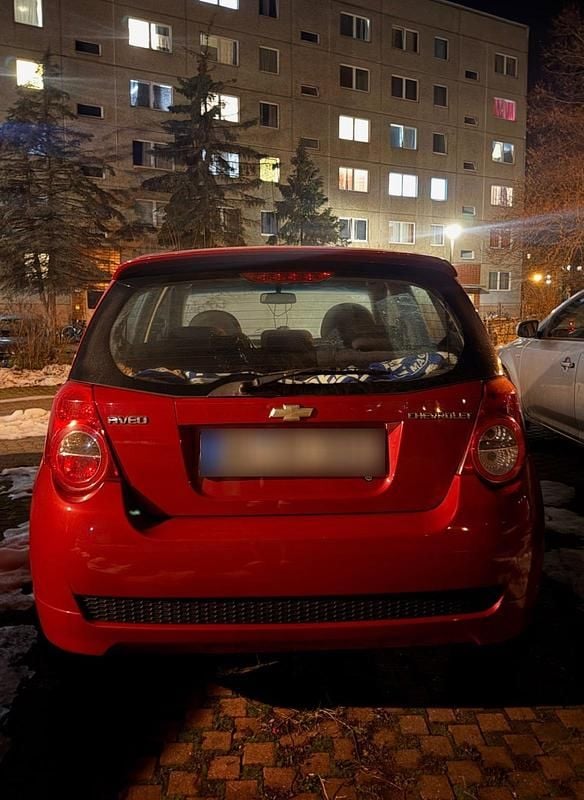 Second-hand Chevrolet Aveo 101 CP (74 kW) 2009 Roșu Hatchback