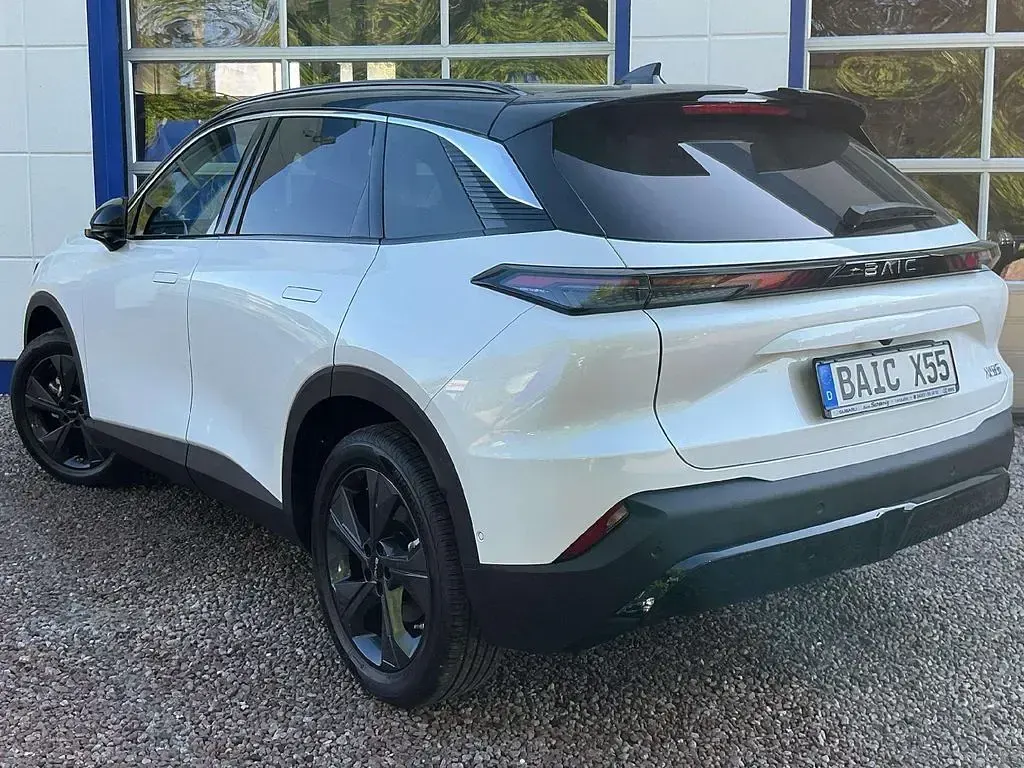 Neu Baic X55 177 PS (130 kW) 2026 Weiß pearl / schwarz SUV