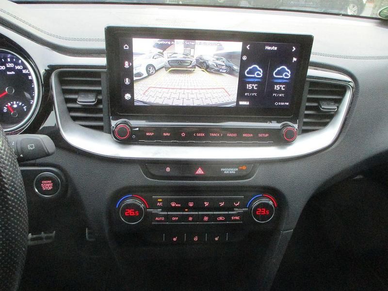 Gebraucht Kia Ceed GT GT-Line 136 PS (100 kW) 2022 Schwarz Limousine