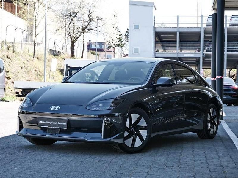 Gebraucht Hyundai Ioniq 6 Techniq 167 kW (228 PS) 2023 Nocturne gray metallic / met Limousine