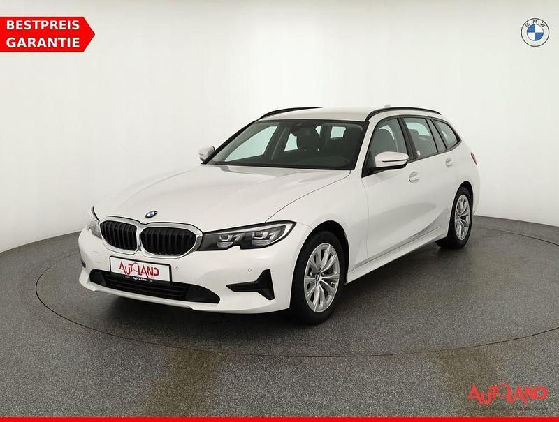 Weiß Gebraucht 2021 BMW 318 Advantage Kombi | 24.990 € (Fairer Preis) - Bild 1/4