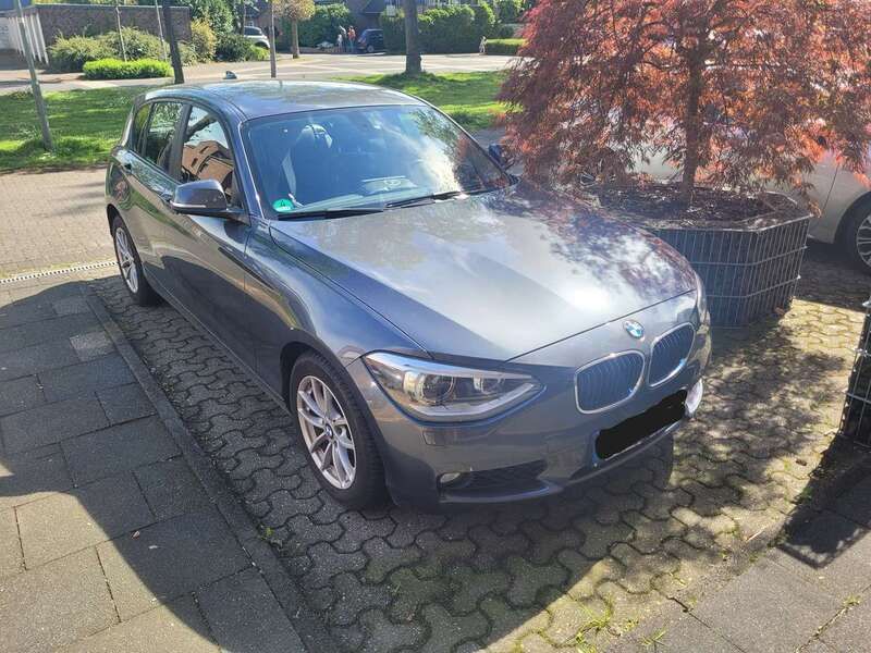 Grau Gebraucht 2014 BMW 116 Kleinwagen | 12.000 € (Fairer Preis) - Bild 1/4