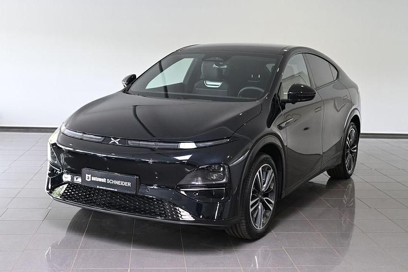 Schwarz Neu 2025 XPENG G6 AWD Performance SUV | 46.950 € (Guter Preis) - Bild 1/4
