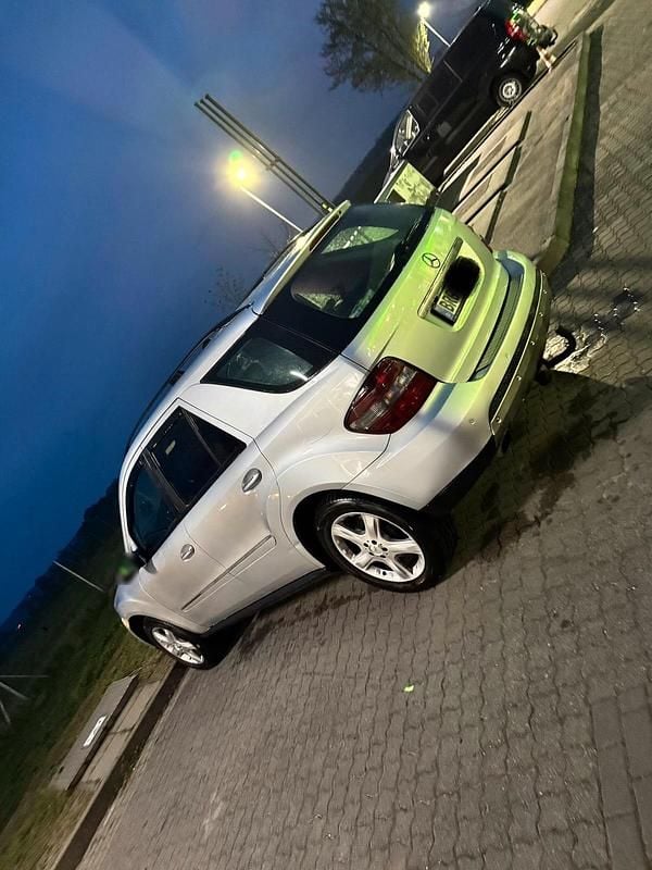 Gebraucht Mercedes ML280 190 PS (139 kW) 2006 Silber SUV