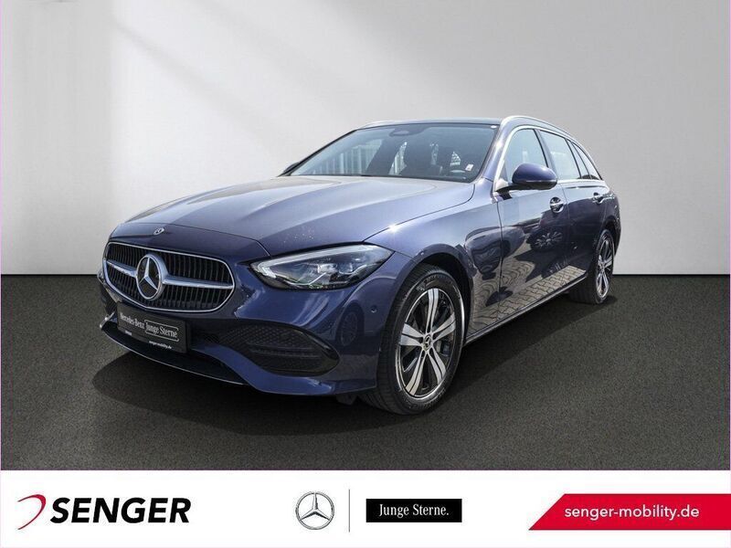 Blau Gebraucht 2024 Mercedes C300e Avantgarde Limousine | 42.940 € (Superpreis) - Bild 1/4