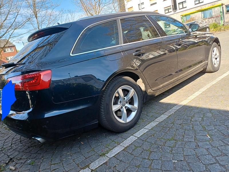 Gebraucht Audi A6 204 PS (150 kW) 2013 Blau Kombi