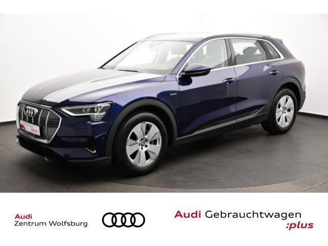 Navarrablau metallic (metallic) Gebraucht 2020 Audi e-tron Design SUV | 30.180 € (Fairer Preis) - Bild 1/4