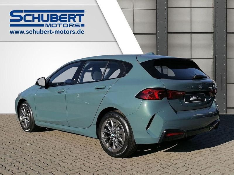 Używany BMW 116 122 KM (89 kW) 2026 Zielony Hatchback