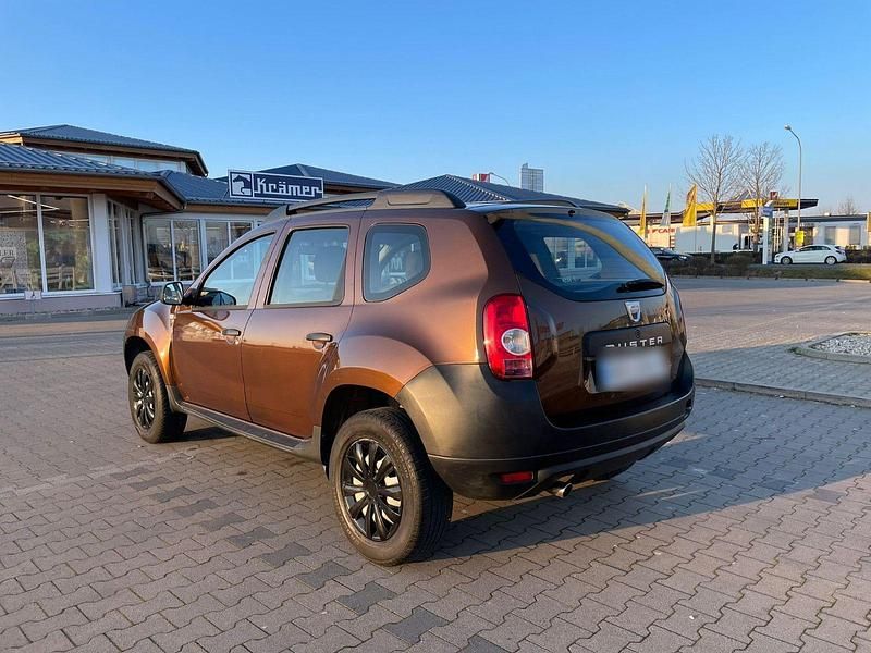 Gebraucht Dacia Duster Ambiance 105 PS (77 kW) 2010 Braun SUV
