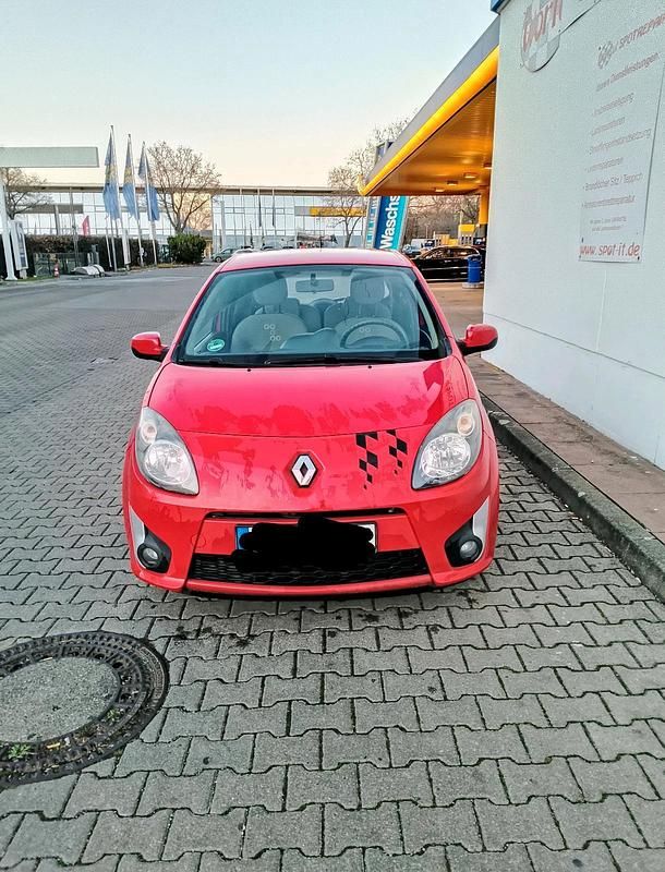 Rot Gebraucht 2010 Renault Twingo Kleinwagen | 1.750 € (Guter Preis) - Bild 1/4