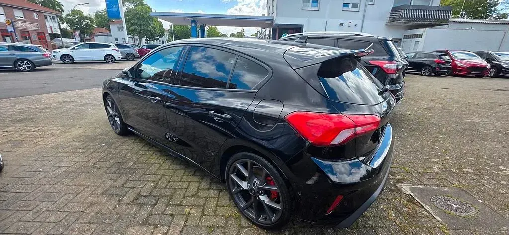 Gebraucht Ford Focus ST 280 PS (205 kW) 2019 Schwarz Limousine