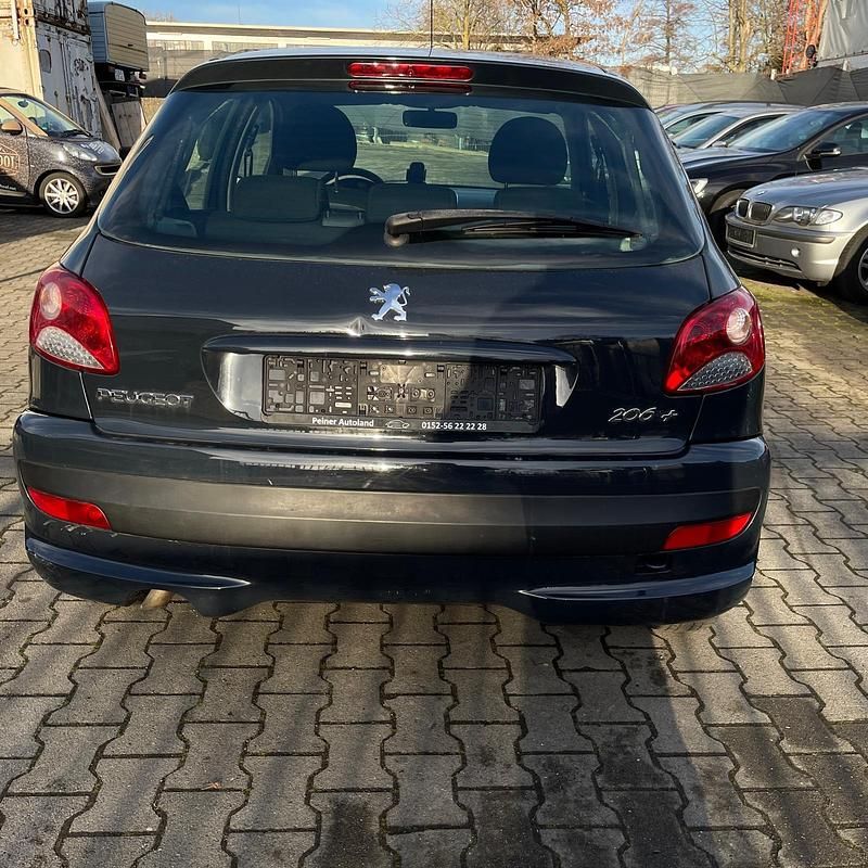 Gebraucht Peugeot 206+ 60 PS (44 kW) 2009 Grau Kleinwagen