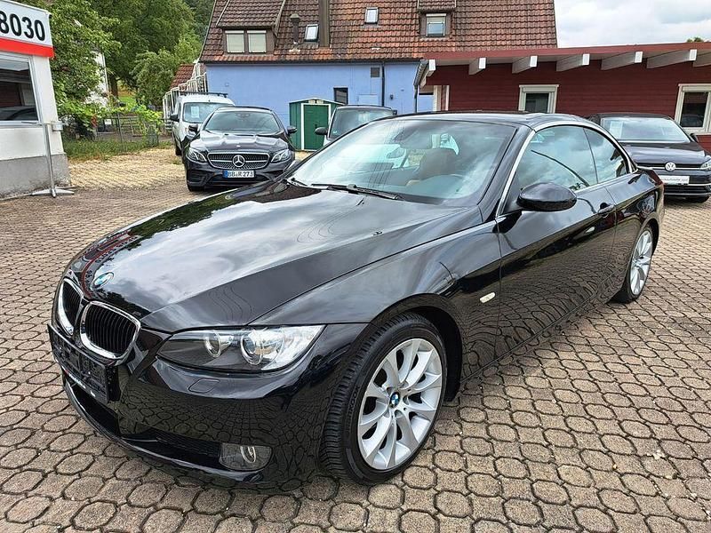 Schwarz Gebraucht 2008 BMW 320 Cabriolet Performance Cabrio | 10.800 € (Fairer Preis) - Bild 1/4