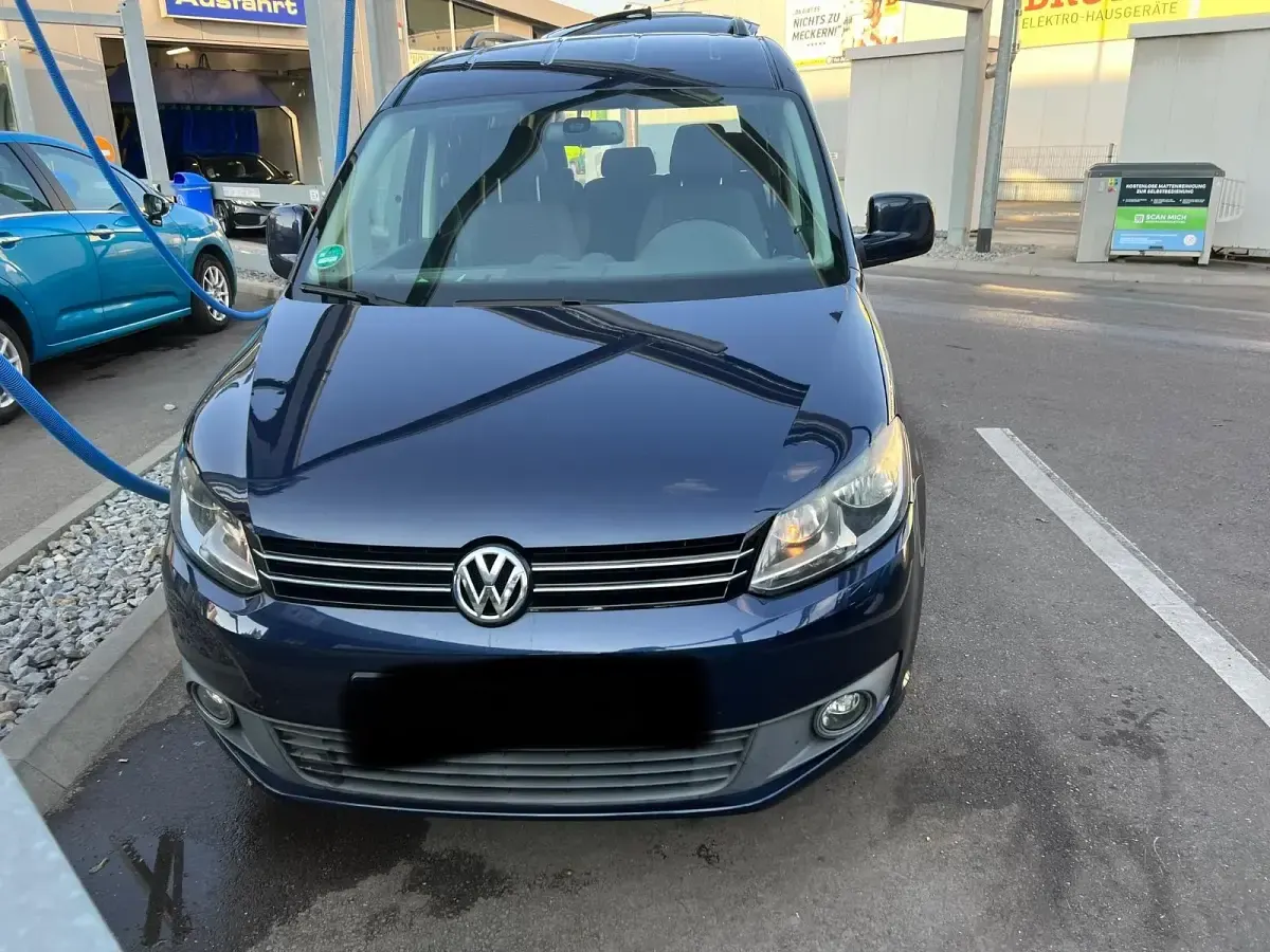 Gebraucht VW Caddy Maxi 102 PS (75 kW) 2011 Blau Van / Kleinbus