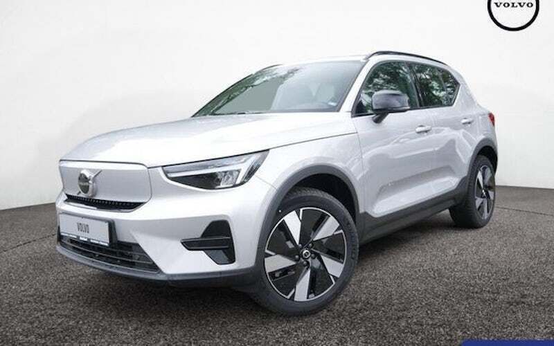 Silber Gebraucht 2024 Volvo EX40 Core SUV | 46.900 € (Fairer Preis) - Bild 1/4