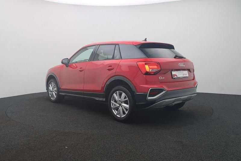 Gebraucht Audi Q2 Advanced Plus 150 PS (110 kW) 2024 Progressivrot metallic SUV