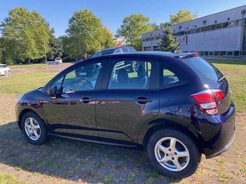 Gebraucht Citroën C3 Attraction 68 PS (50 kW) 2016 Blau Kleinwagen