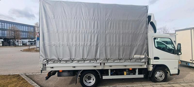 Gebraucht Mitsubishi Canter 150 PS (110 kW) 2023 Weiß