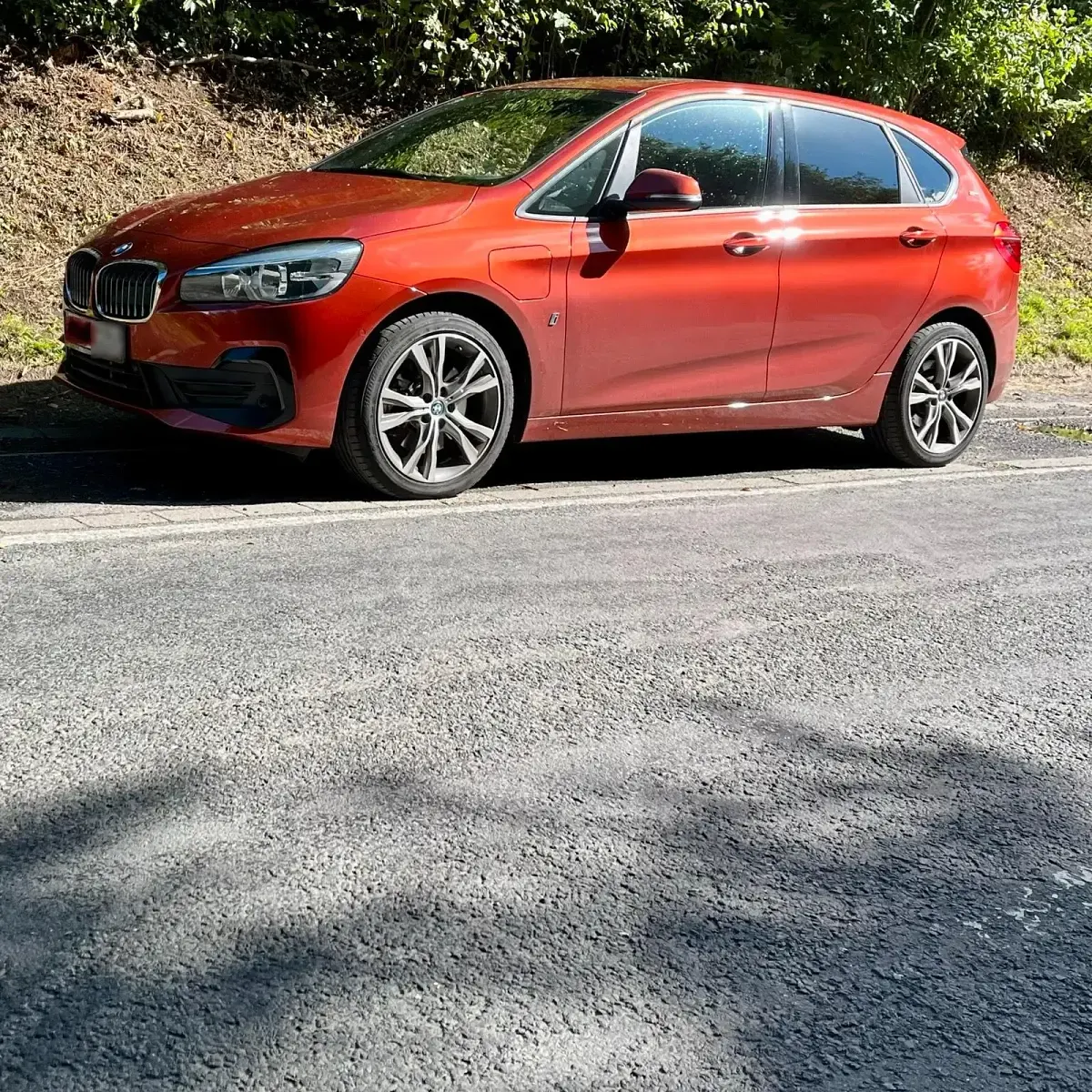Gebraucht BMW 225 136 PS (100 kW) 2019 Orange Van / Kleinbus