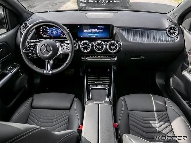 Gebraucht Mercedes B220 Advanced Plus 190 PS (139 kW) 2024 Mountaingrau Van / Kleinbus