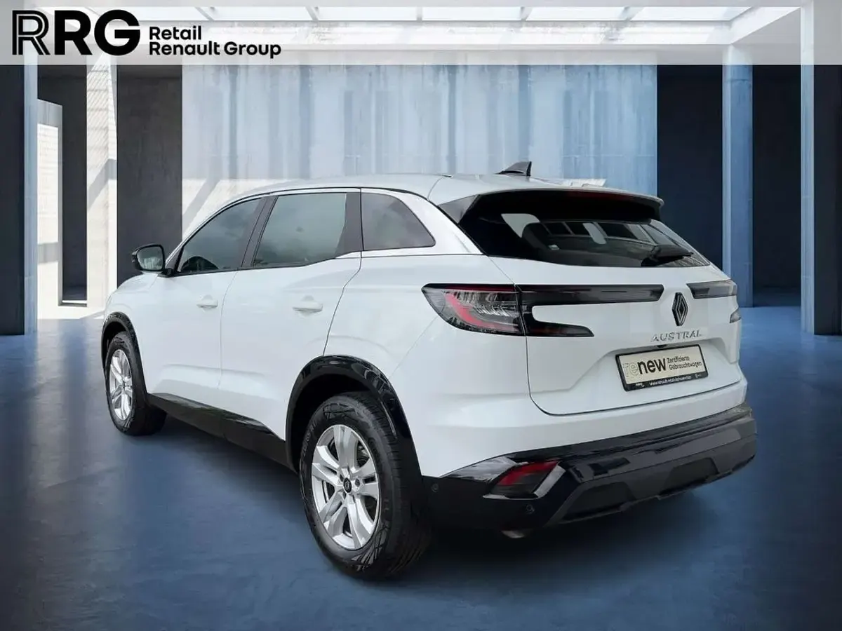 Gebraucht Renault Austral Evolution 158 PS (116 kW) 2024 Gletscherweiss SUV