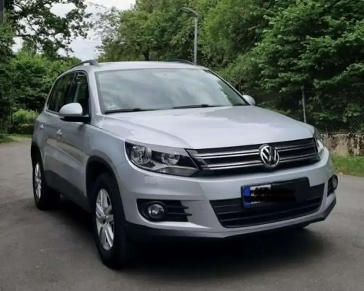 Gebraucht VW Tiguan Trendline 140 PS (102 kW) 2014 Grau SUV