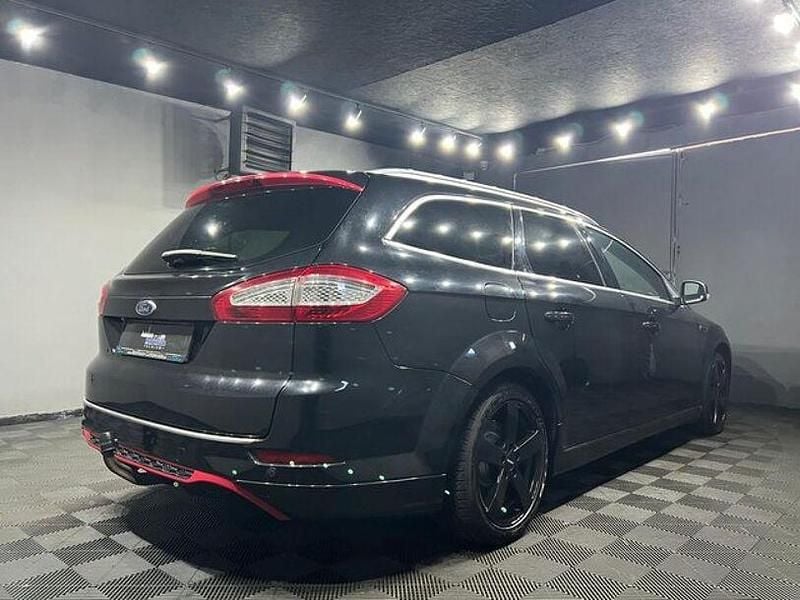 Gebraucht Ford Mondeo Titanium 163 PS (119 kW) 2012 Schwarz Kombi