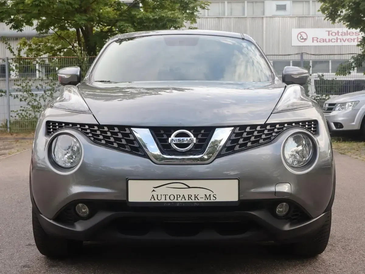 Gebraucht Nissan Juke Acenta 110 PS (80 kW) 2017 Grau SUV