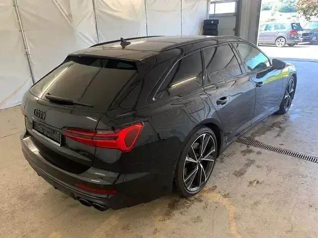 Gebraucht Audi S6 Comfort 344 PS (253 kW) 2023 Mythosschwarz metallic Kombi