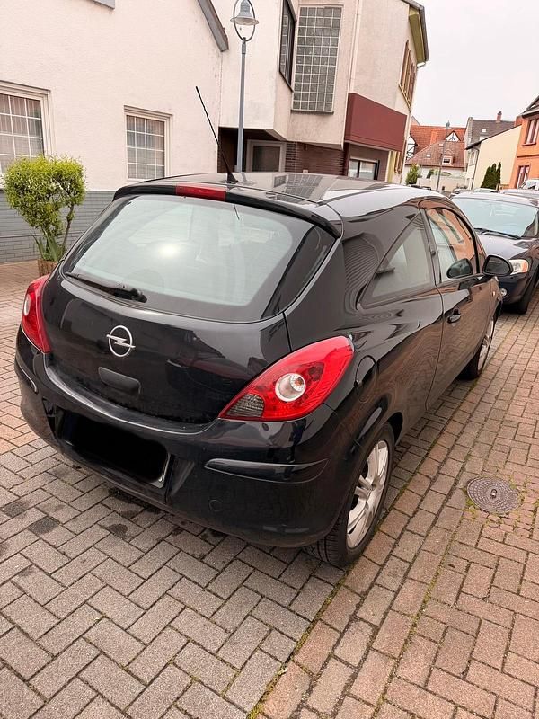 Gebraucht Opel Corsa 80 PS (58 kW) 2008 Schwarz Kleinwagen