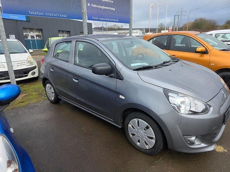 Gebraucht Mitsubishi Space Star Diamant Edition 71 PS (52 kW) 2016 Grau Kleinwagen