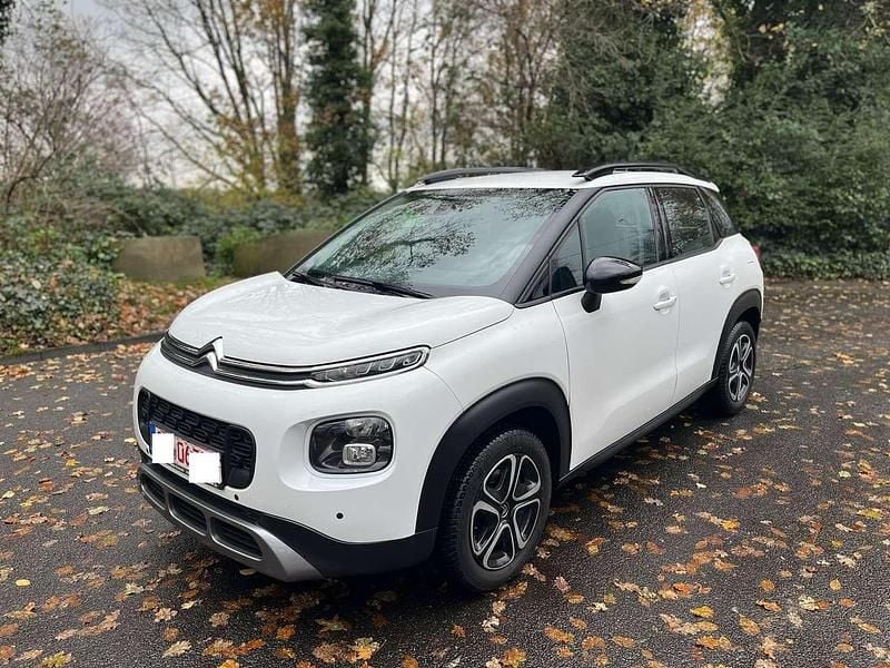 Lackierung weiss summit white/ Gebraucht 2018 Citroën C3 Aircross PureTech SUV | 8.400 € (Fairer Preis) - Bild 1/4