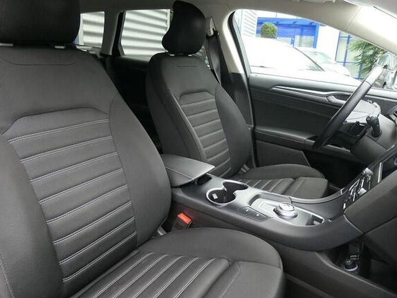 Gebraucht Ford Mondeo Titanium 150 PS (110 kW) 2022 Grau (metallic) Kombi