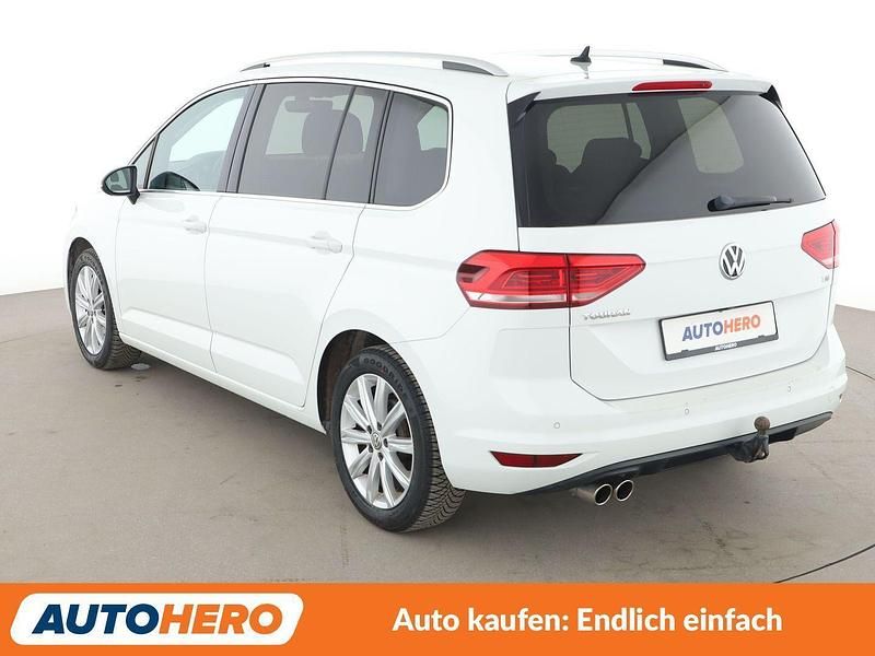 Gebraucht VW Touran Highline 150 PS (110 kW) 2016 Weiß Van / Kleinbus