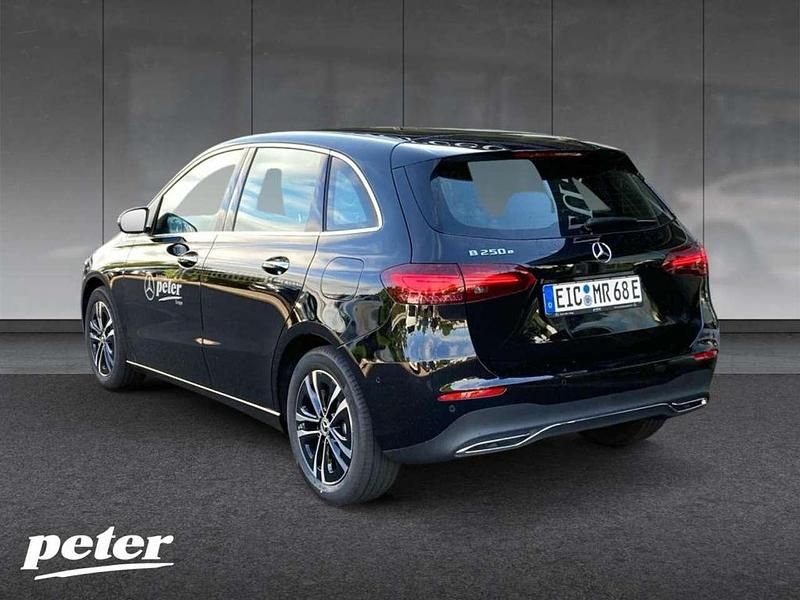 Usata Mercedes E250 Progressive 163 CV (119 kW) 2025 Nero Station wagon