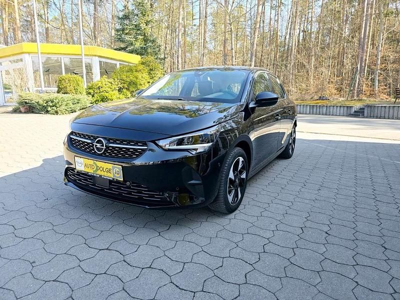 Gebraucht Opel Corsa-e Elegance 100 kW (136 PS) 2022 Diamant schwarz Kleinwagen
