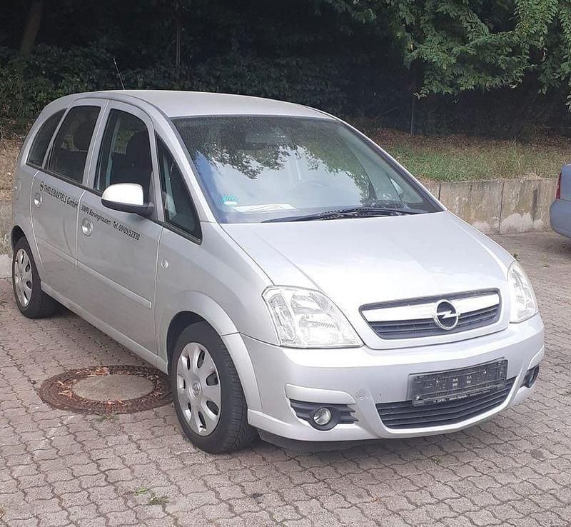 Gebraucht Opel Meriva 90 PS (66 kW) 2008 Silber Van / Kleinbus
