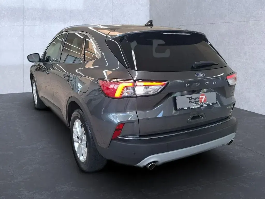 Gebraucht Ford Kuga Titanium 225 PS (165 kW) 2022 Magneticgrau (metallic) SUV