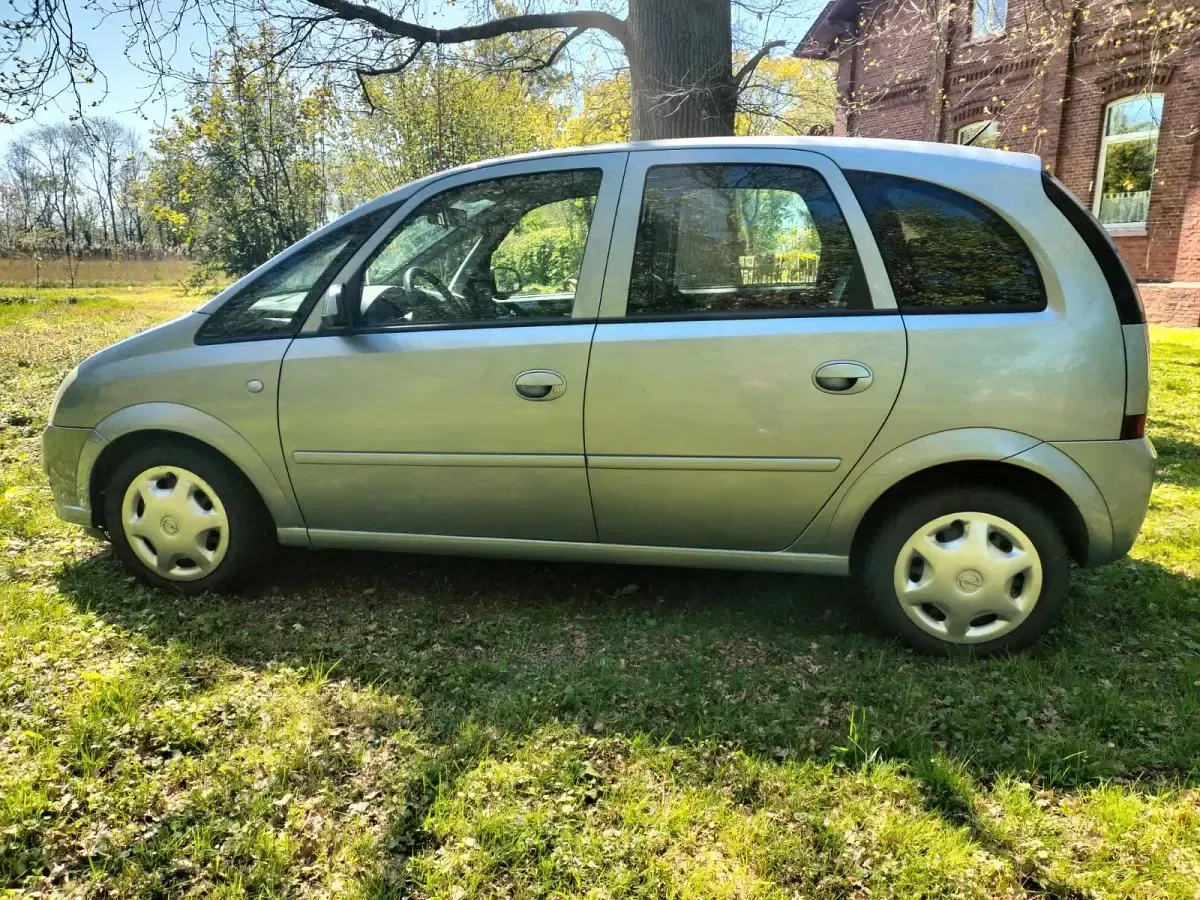 Occasion Opel Meriva 90 ch (66 kW) 2006 Gris Monospace
